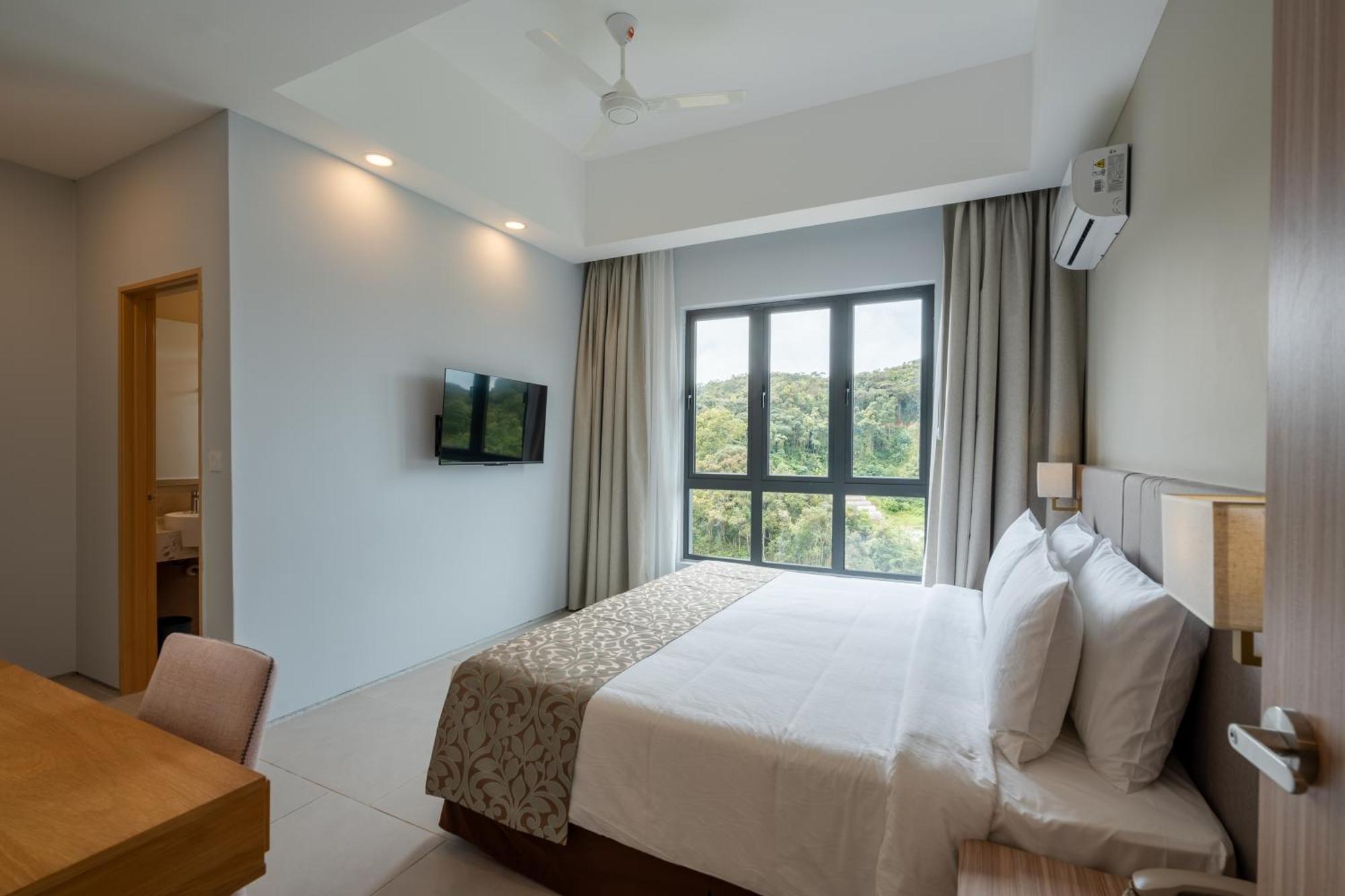 Zenith Suites Cameron ตานาห์ราตา ภายนอก รูปภาพ